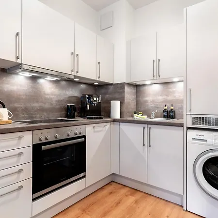 Apartament Km Style 8 *