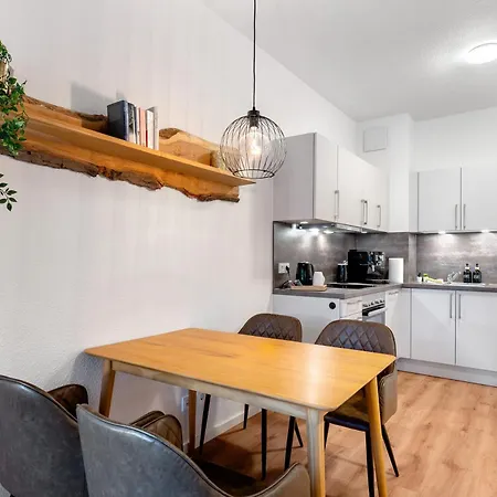 Km Style 8 弗赖堡